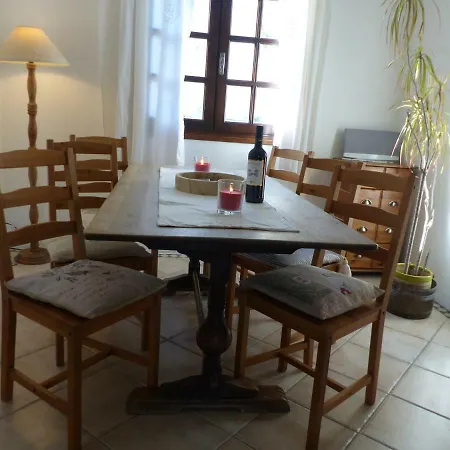 Holiday home Maison Du P'tit Troubadours Balcon Face A La Cite